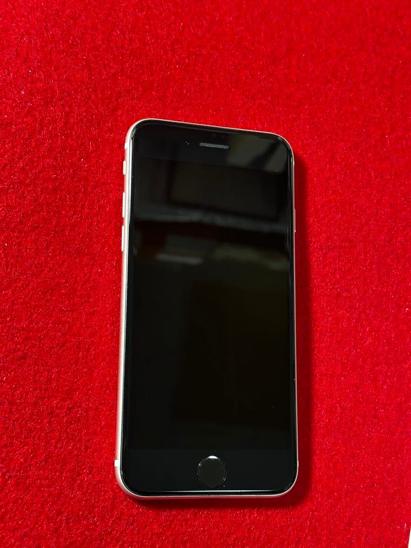 【4195】iPhone SE3第3世代スターライト 64GB simフリー