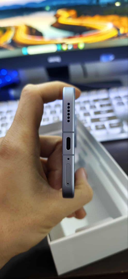 スマートフォン本体 Redmi K80 Ultra 12/256Gb