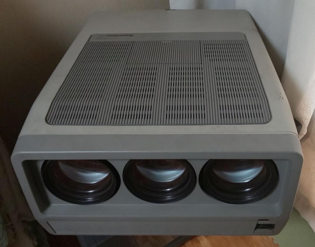 SONY　VPH-1272QJ　RM-1271　ジャンク品