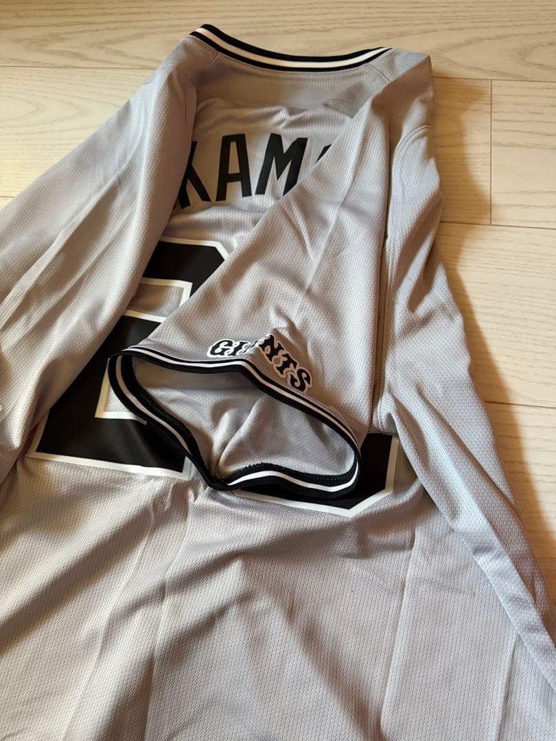 専用読売巨人　2024ティファニーコラボレプリカユニフォーム　ナイキ　岡本和真