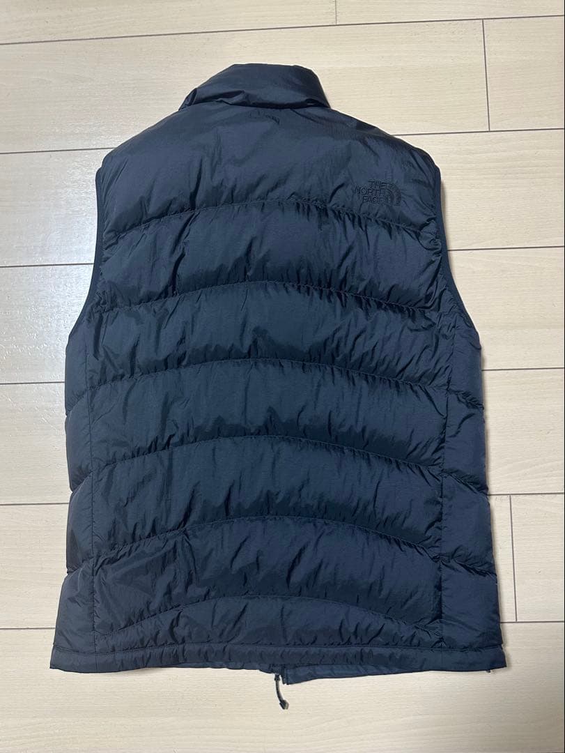 1回着用のみ　ノースフェイスTHE NORTH FACE ダウンベスト L 黒