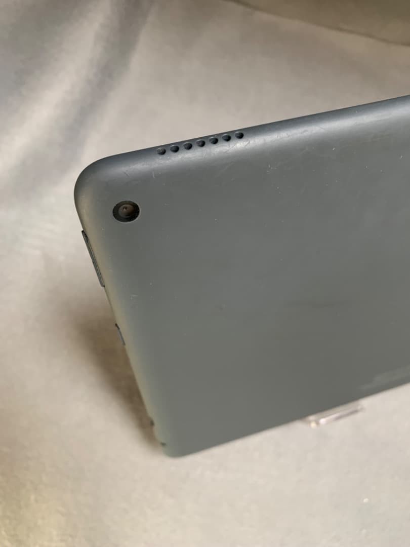 美品 Amazon Fire HD 10 Plus 11世代 32GB ブラック