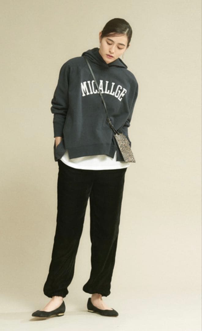 マイカ＆ディール MICA & DEALフード付き パーカー 裏起毛