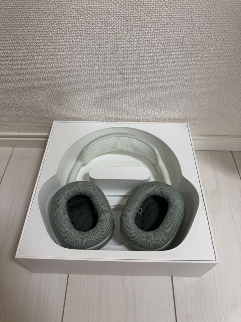 Airpods max green 第1世代 即決⭕️ 現在値下げ中