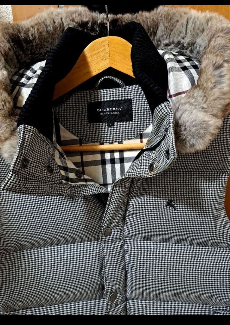 千鳥格子柄ダウンベスト　バーバリーブラックレーベル
