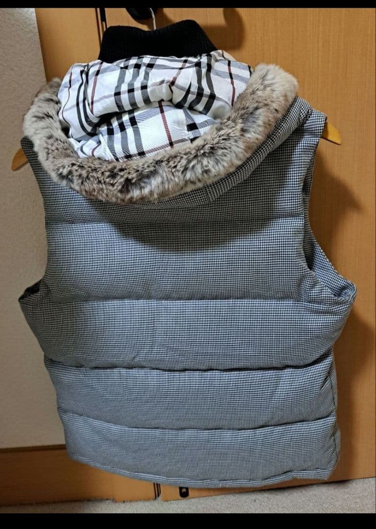 千鳥格子柄ダウンベスト　バーバリーブラックレーベル