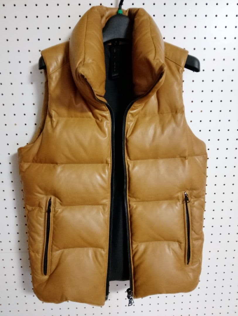 wjk キャメル ダウンベスト スタンドカラー
