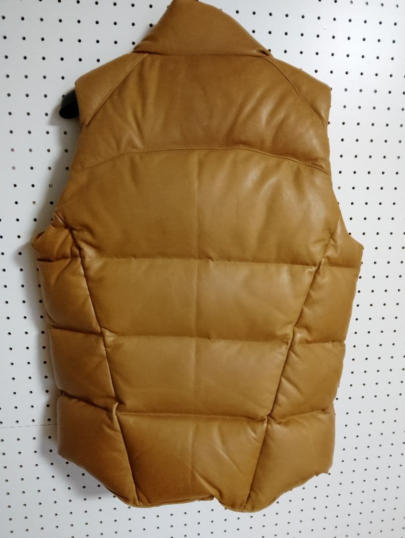 wjk キャメル ダウンベスト スタンドカラー