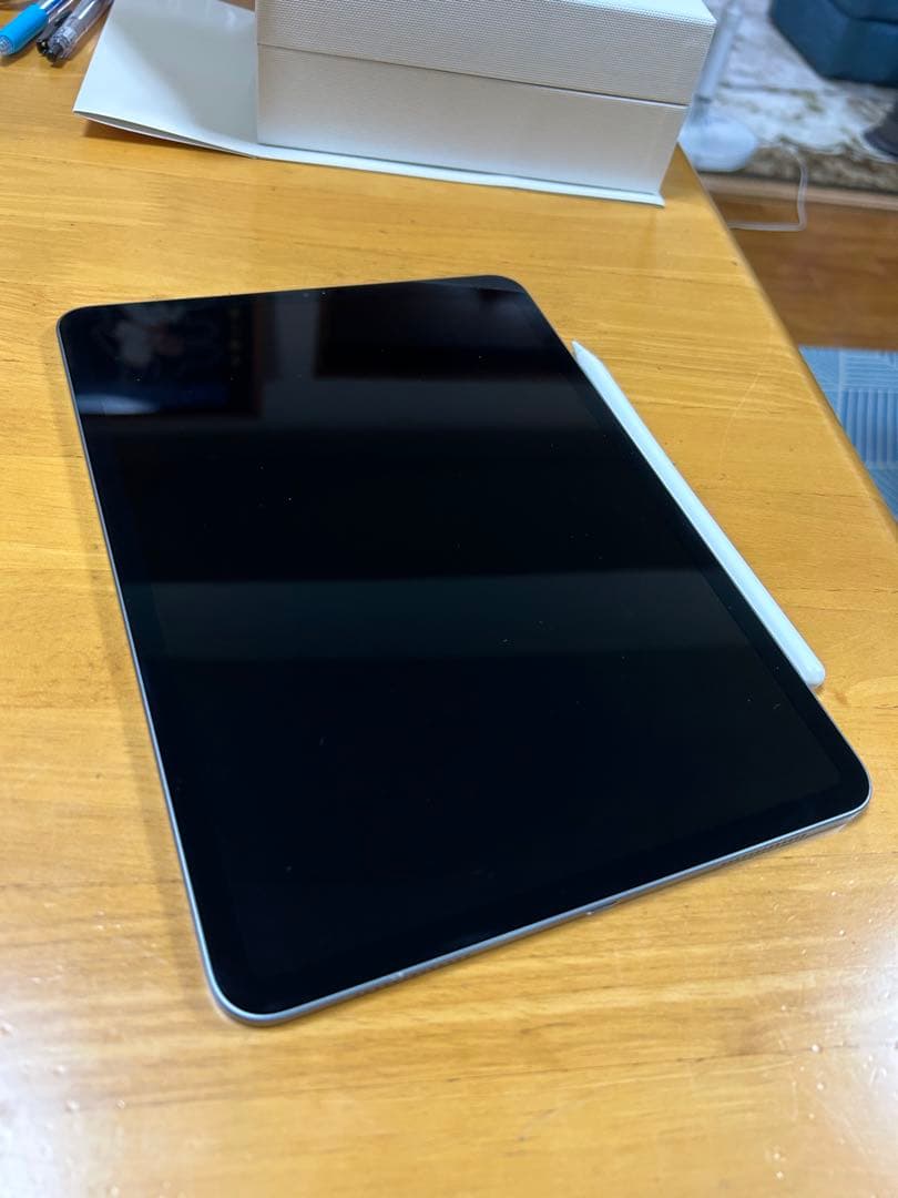 iPadPro第2世代11インチ256GB・Appleペン・Keyboard