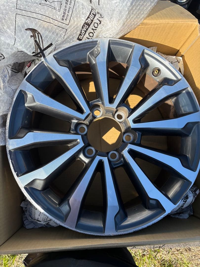 ランドクルーザー　プラド　150 純正ホイール