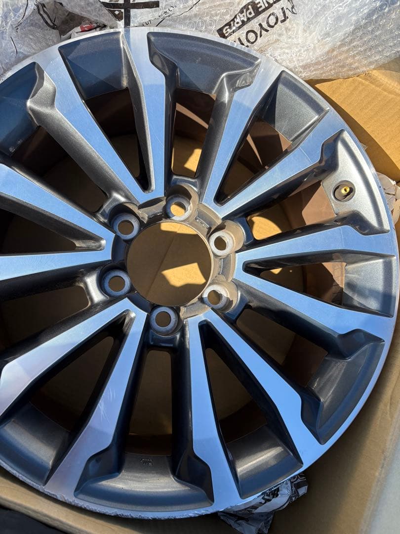 ランドクルーザー　プラド　150 純正ホイール