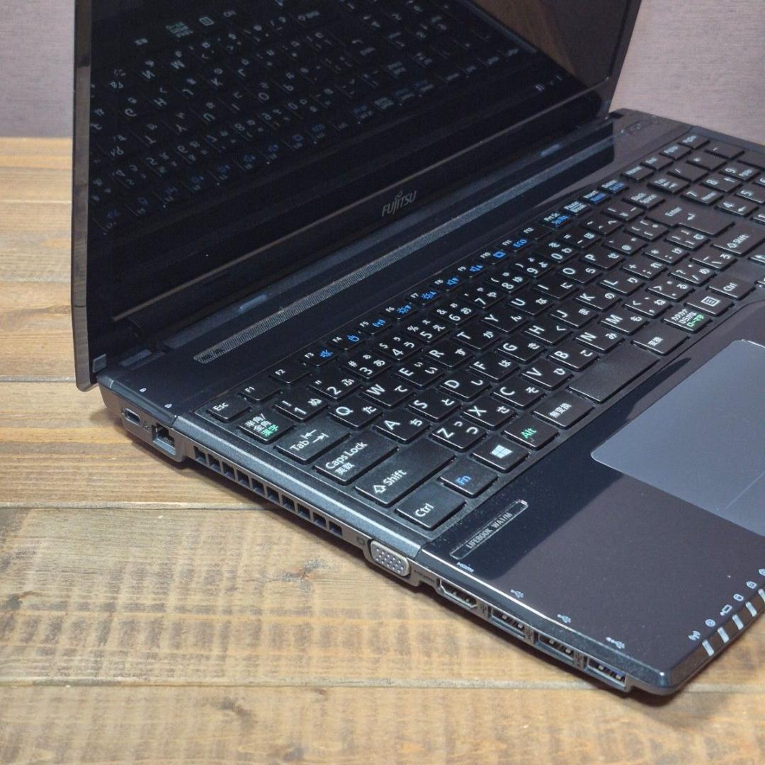 在宅ワークに！Windows11 薄型 ノートパソコン 初心者設定済 192