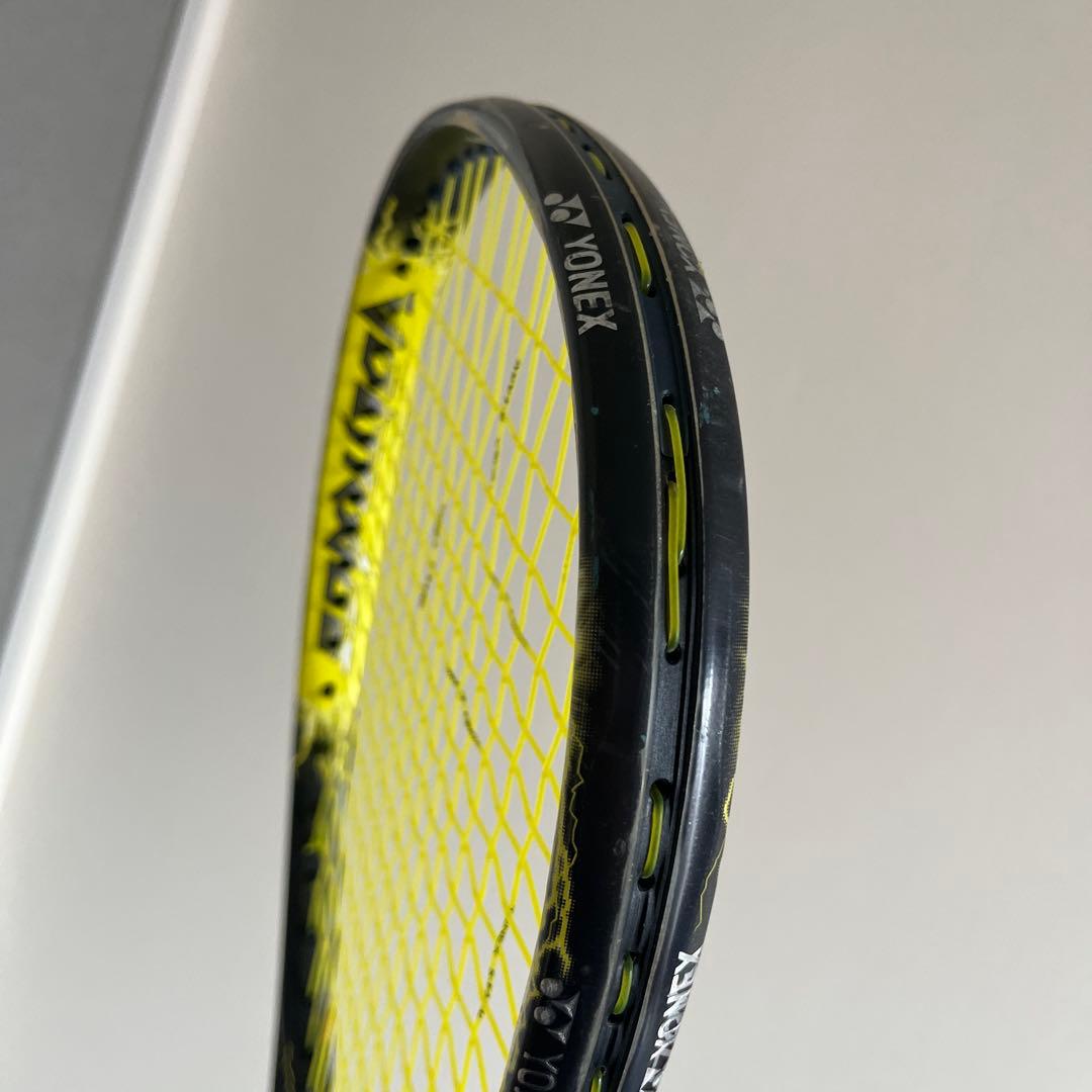 YONEX VOLTRAGE7sテニスラケットボルトレイジ　ケース、グリップ付き