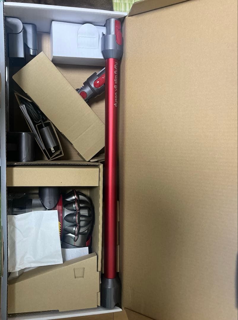 新品【訳あり】 DysonV10 Fluffy 本体 バッテリー劣化