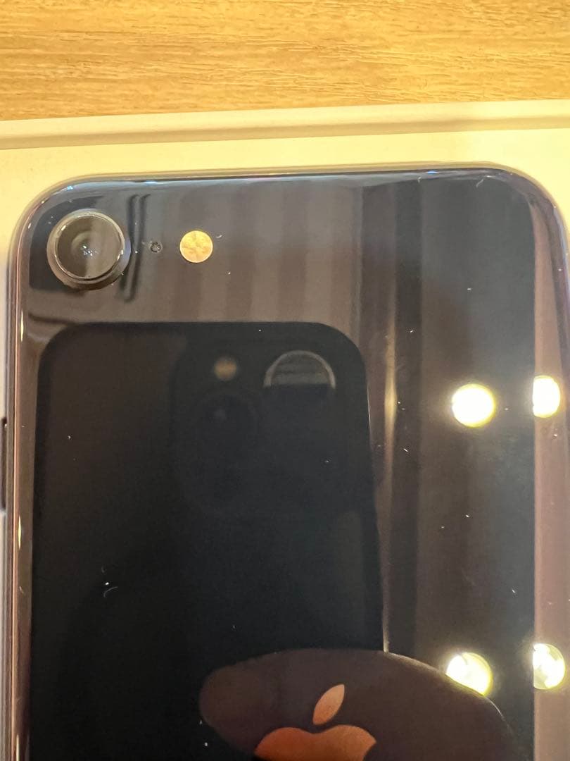 M*読様 キズ無し美品！Apple iPhone SE (第3世代) 64GB