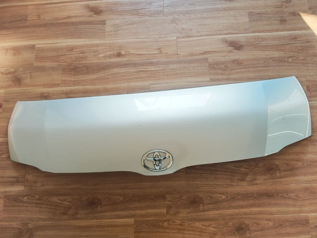 3型ハイエースワイド　ボンネット　シルバー