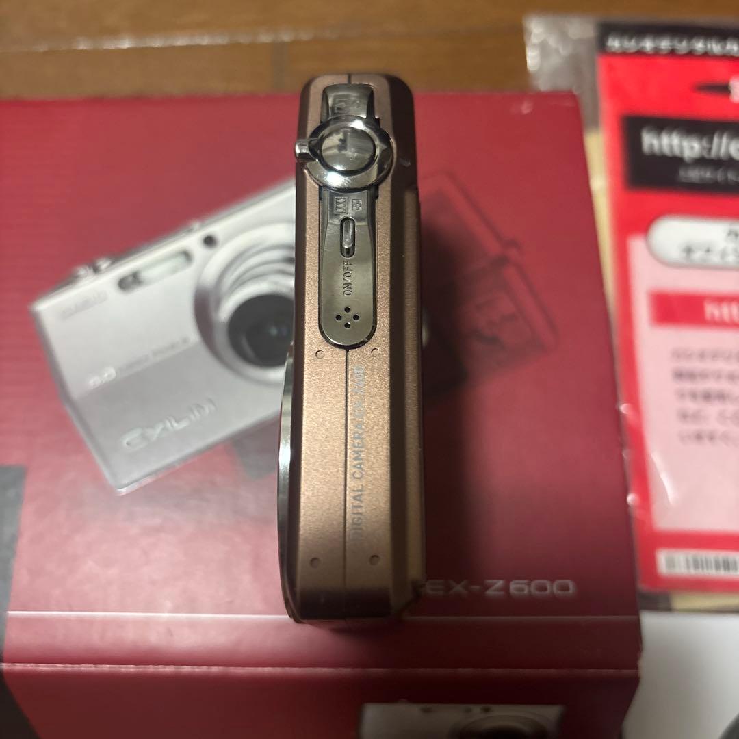 CASIO デジタルカメラ EXILIM ZOOM EX-Z600 ブラウン