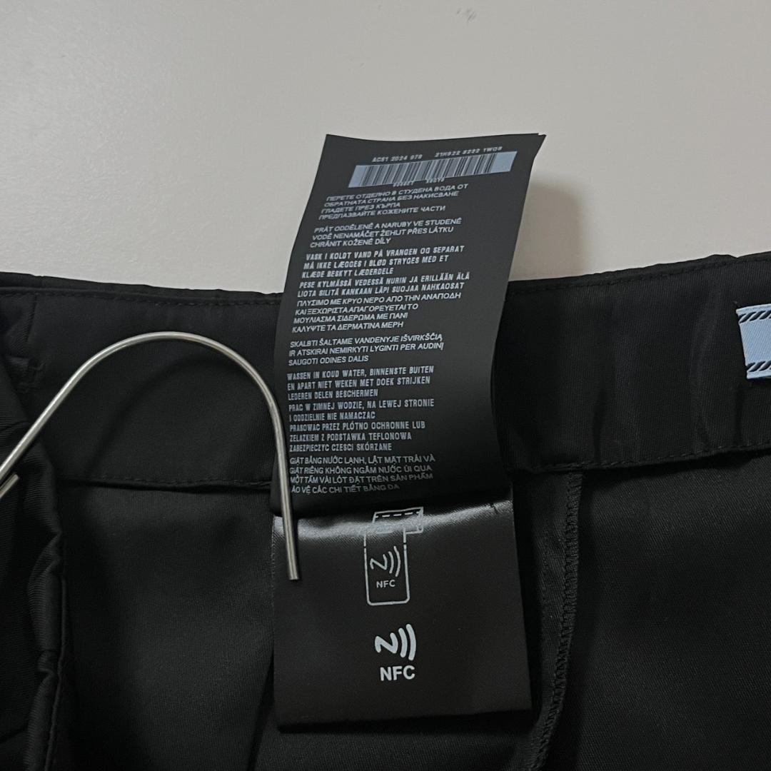 美品 PRADA Re-Nylon ベルト付 プリーツ ミニスカート 38