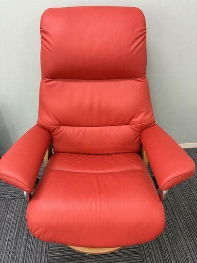 【美品】EKORNES ストレスレス チェア 赤　オットマン付