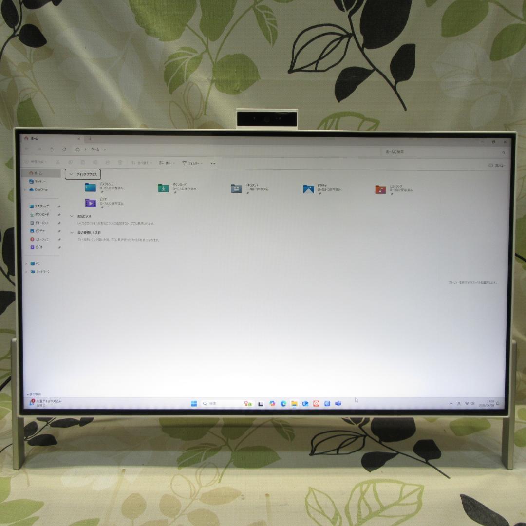 Win11公式対応8世代i7/メ16/新品SSD+HDD/DVD/カメラ/無線