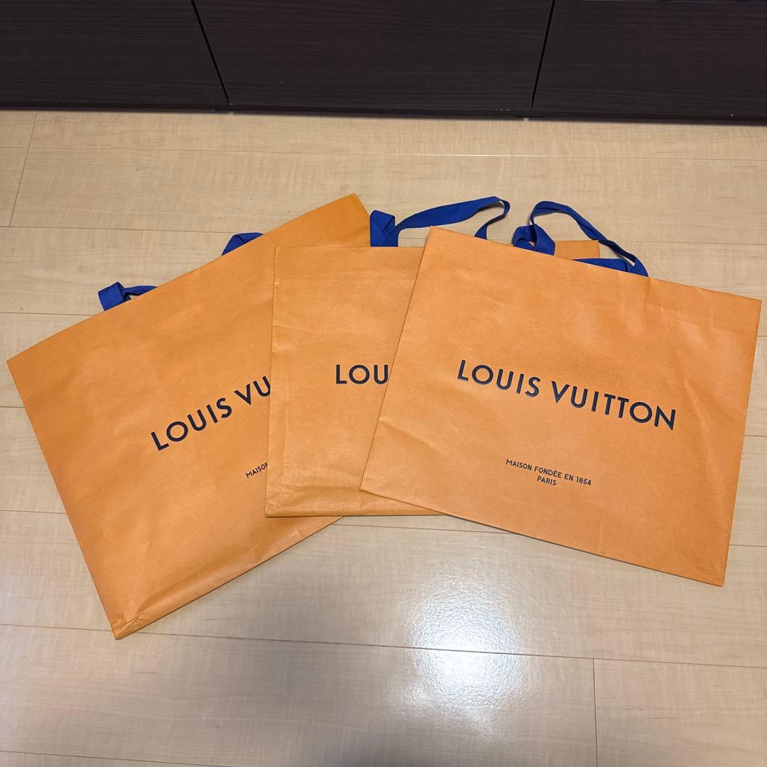 【VUITTON】ギフトボックス7個＋ショッパー袋3枚＋リボン＋メッセージカード