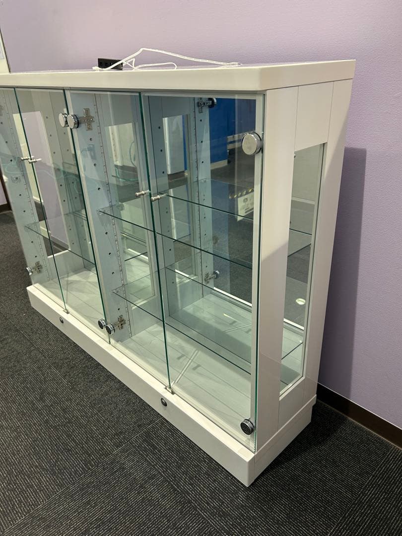 アトラスショーケース、 ホワイトガラスディスプレイケース 中型