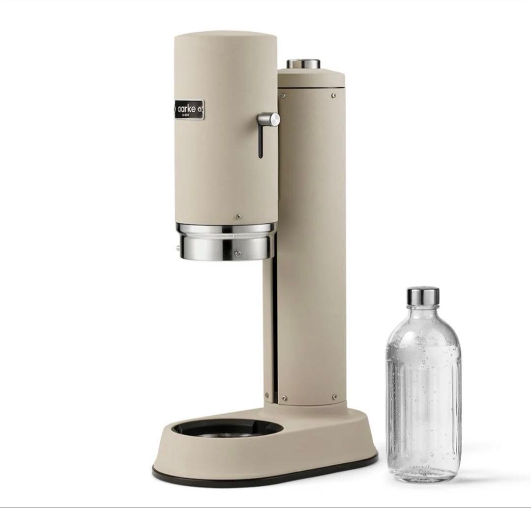 アールケ　カーボンネータープロ　炭酸水メーカー