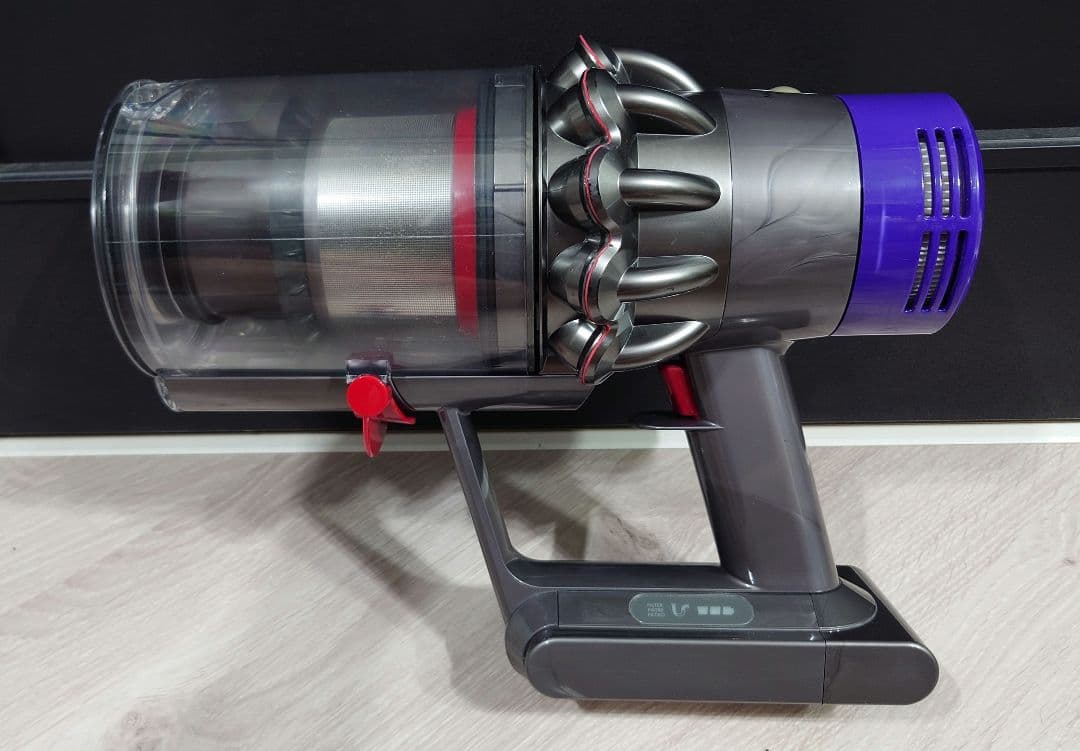 ⑧ダイソン dyson V10 SV12 本体のみ エコモード51分