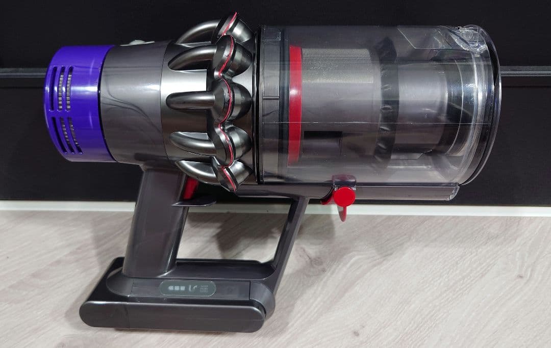 ⑧ダイソン dyson V10 SV12 本体のみ エコモード51分
