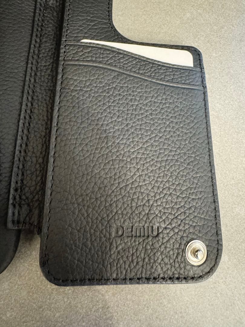 DEMIU　BALLON CINQ iPhone 15proケース