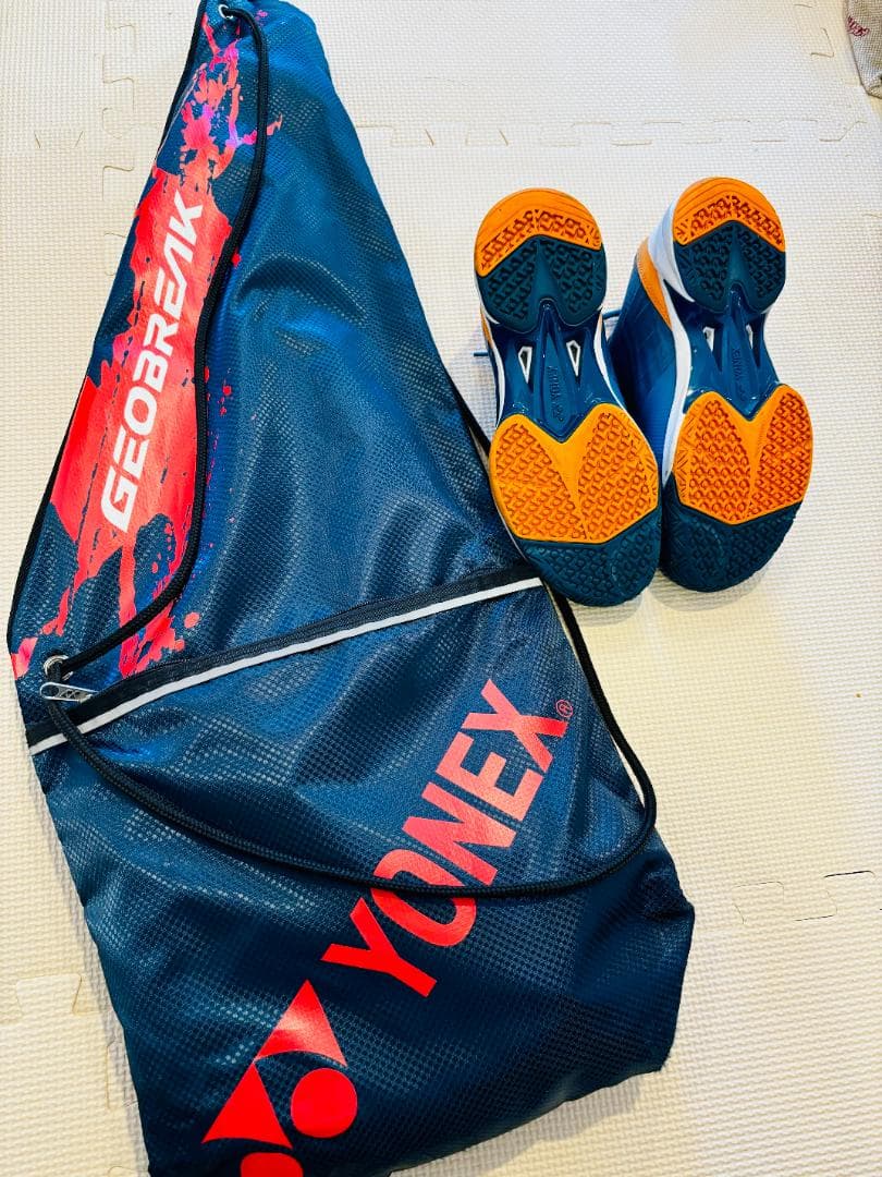 美品！！ヨネックス YONEX ソフトテニスラケット シューズ※ケースおまけ付き