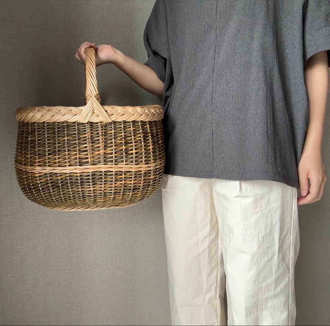 【新品•未使用】ラトビア　バスケット　かご　収納　インテリア　柳