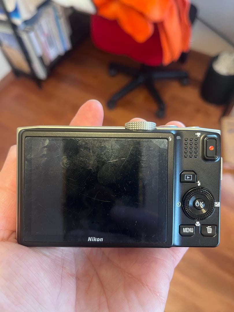 Nikon COOLPIX S8200 コンパクトデジタルカメラ