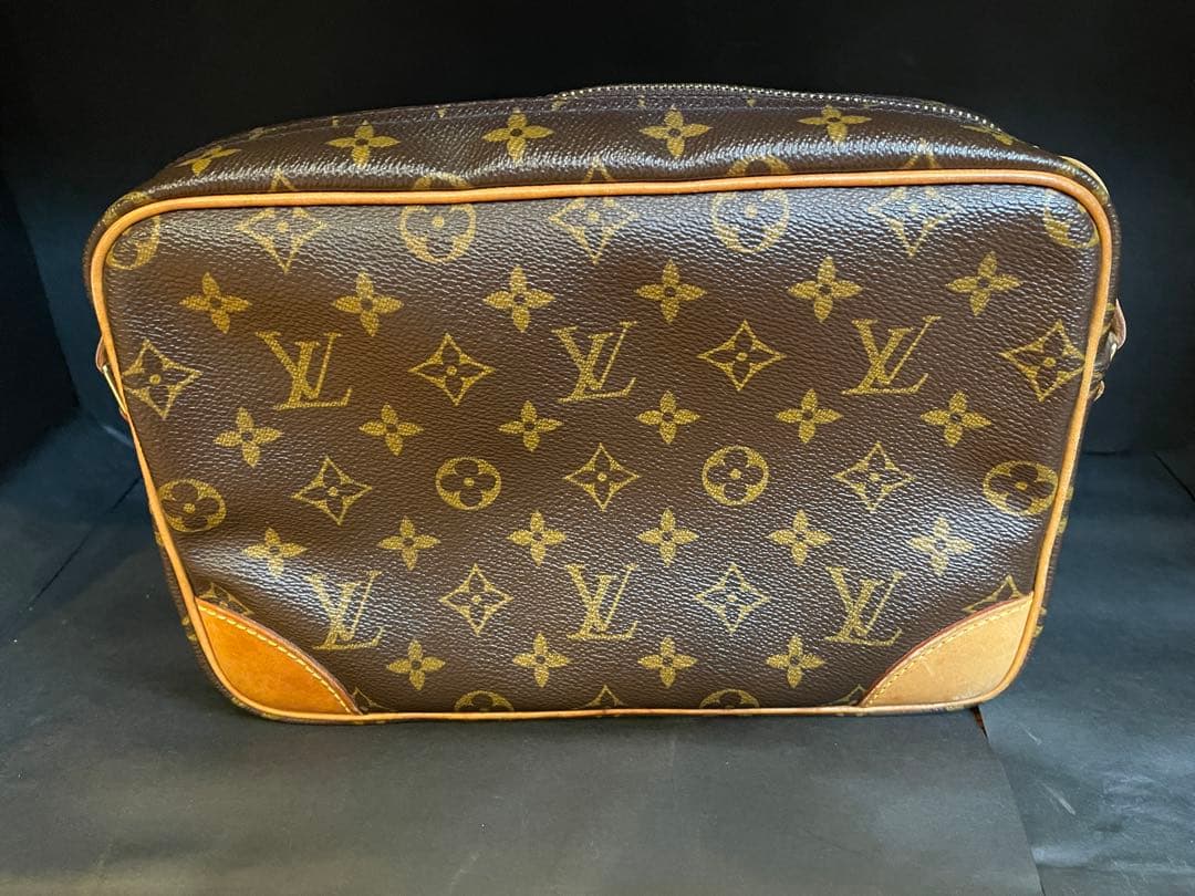 ルイヴィトン トロカデロ 27