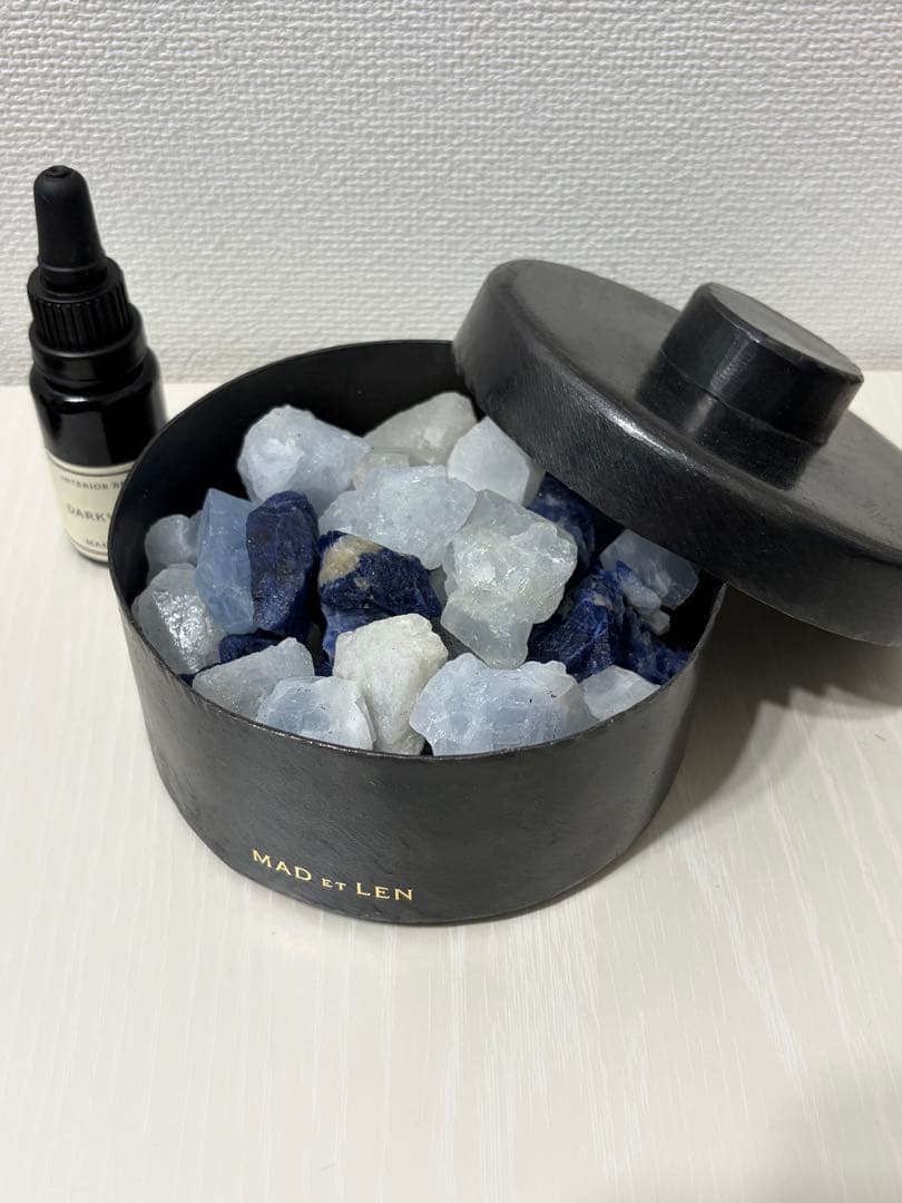 アロマグッズ MAD ET LEN (BLUE CRYSTAL &DARKWOOD)