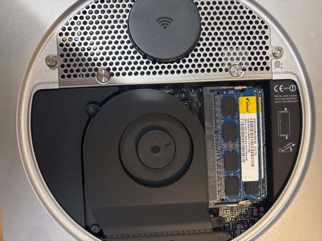 【新品同様★】Apple Mac mini PC本体 + 電源ケーブル