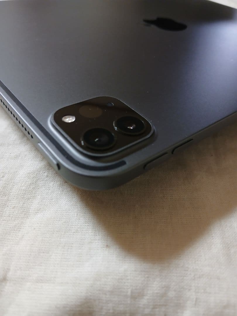 超美品 iPad Pro11 第2世代 バッテリー90%