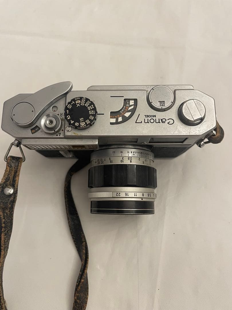 ❷Canon7 キャノン　レンズ付き 一眼レフ　フィルムカメラ