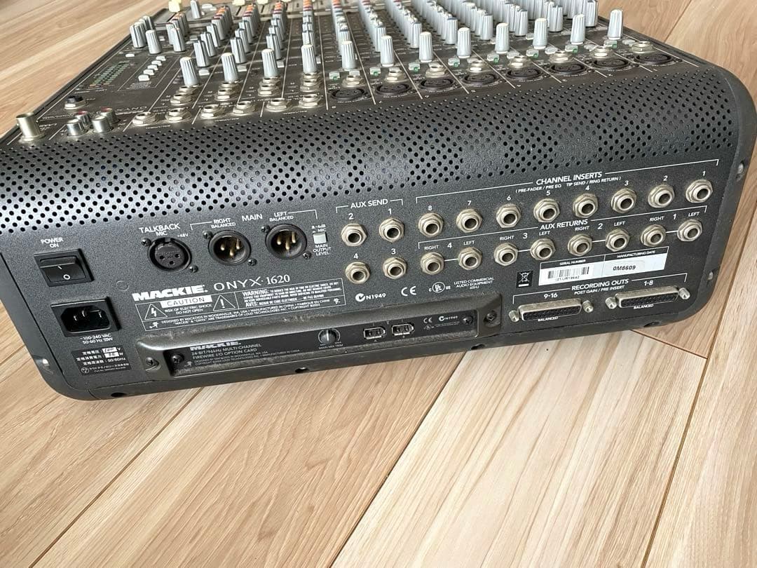 MACKIE ONYX 1620 アナログミキサー