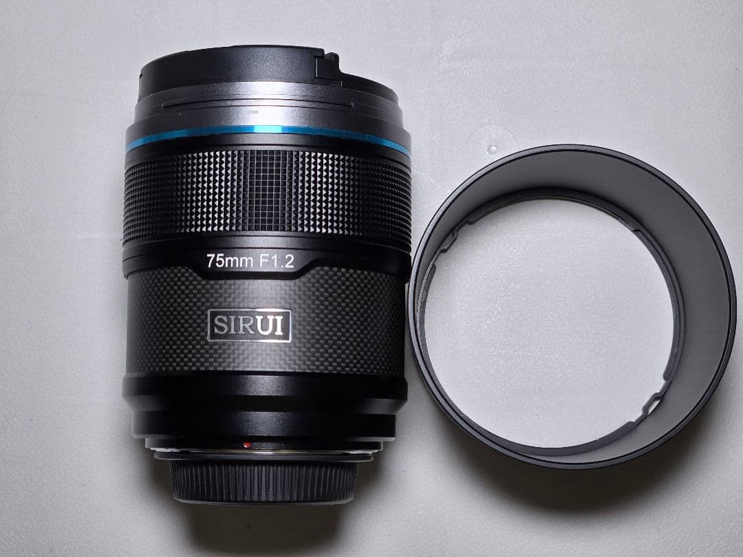 SIRUI Sniper 75mm F1.2 xマウント