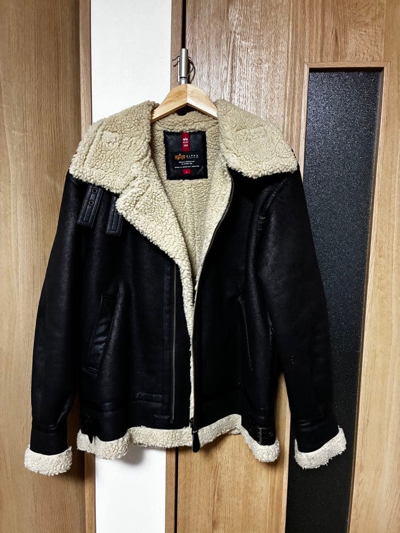 ALPHA INDUSTRIES B-3 フェイクムートンジャケット