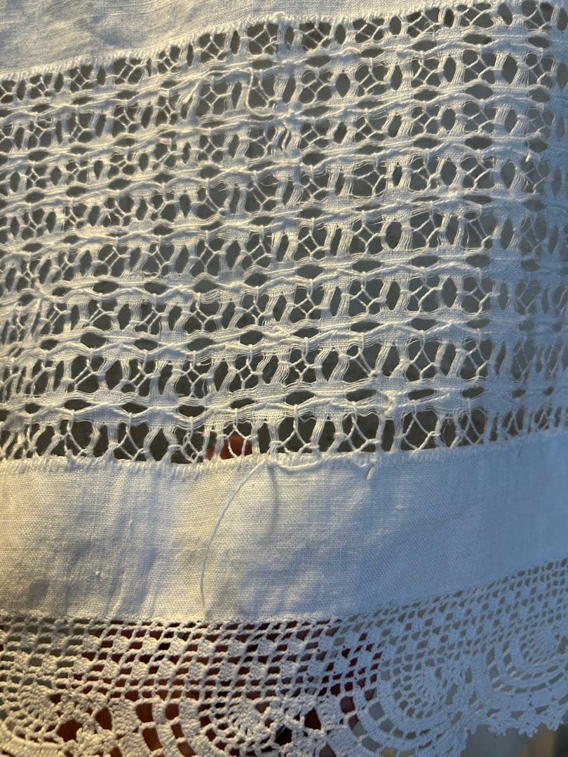 ヴィンテージ　刺繍レース　テーブルクロス　イギリス製