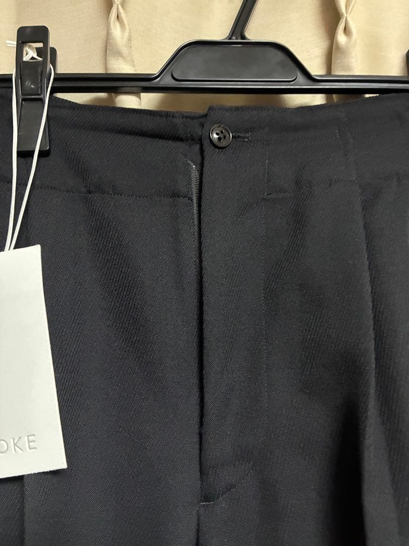 美品　yoke グルカパンツ　ウールトリコチン　ブラック　スラックス
