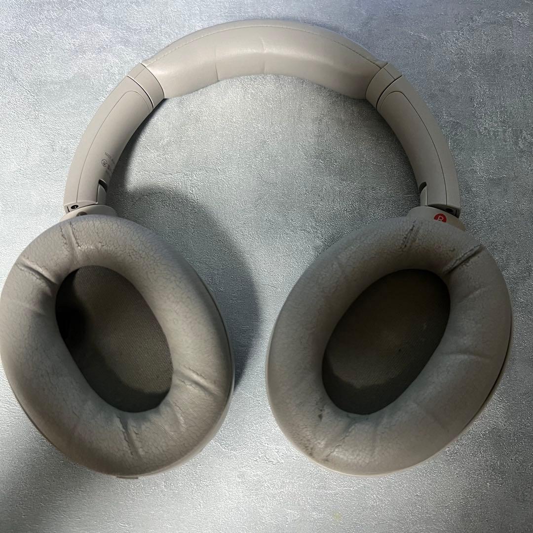 SONY WH-1000XM4 プラチナシルバー　ヘッドホン