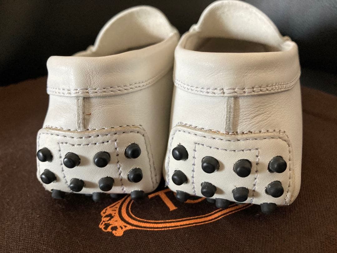 TOD'S トッズ ドライビングシューズモカシン スリッポン 22.5 美品