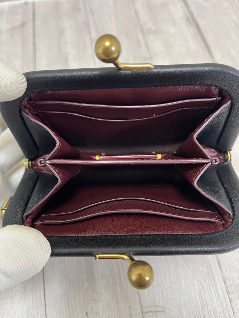 【美品】coachりんご柄　コーチCOACH がま口 財布　キスロック