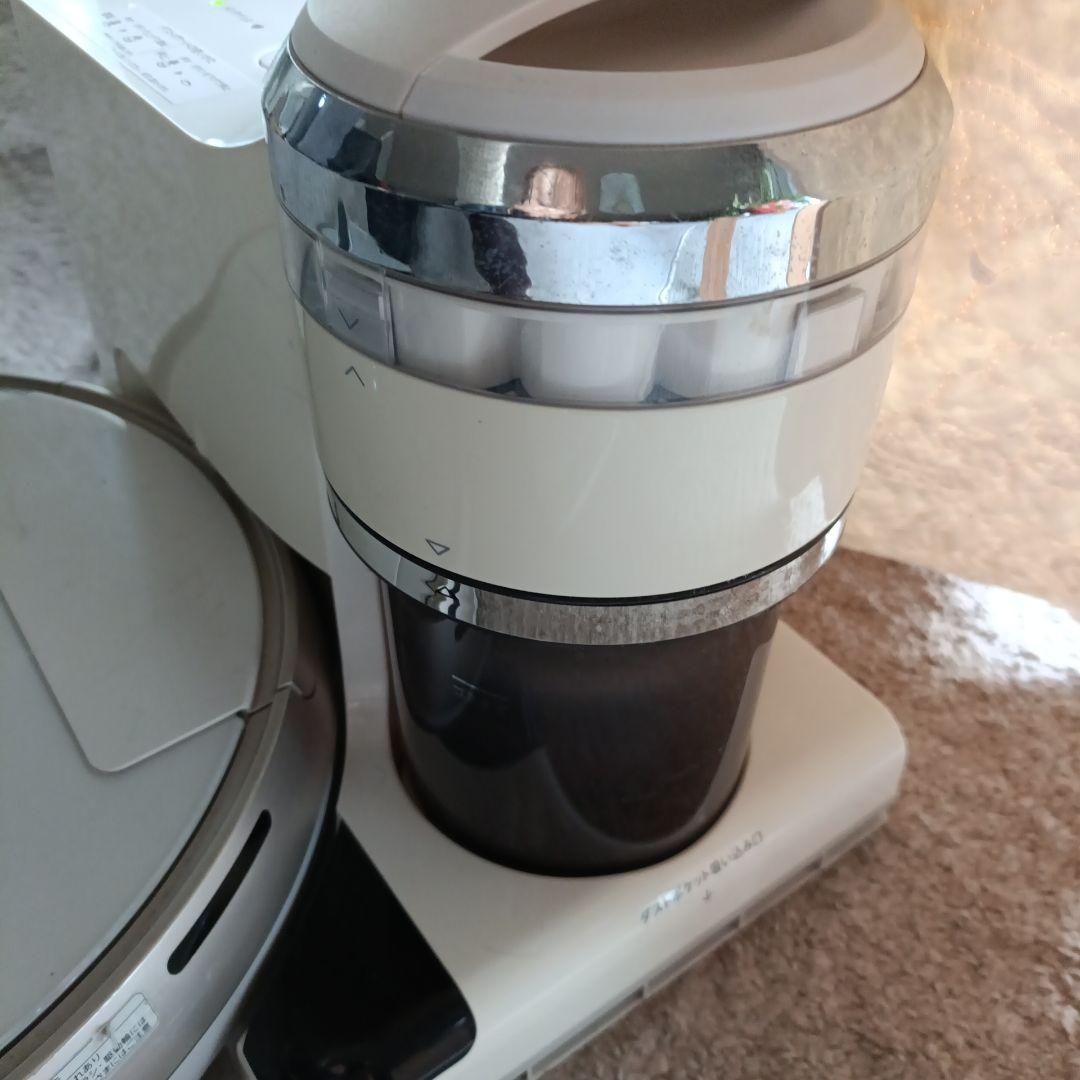 東芝 トルネオ ロボ VC-RVS2／TOSHIBA ロボット掃除機