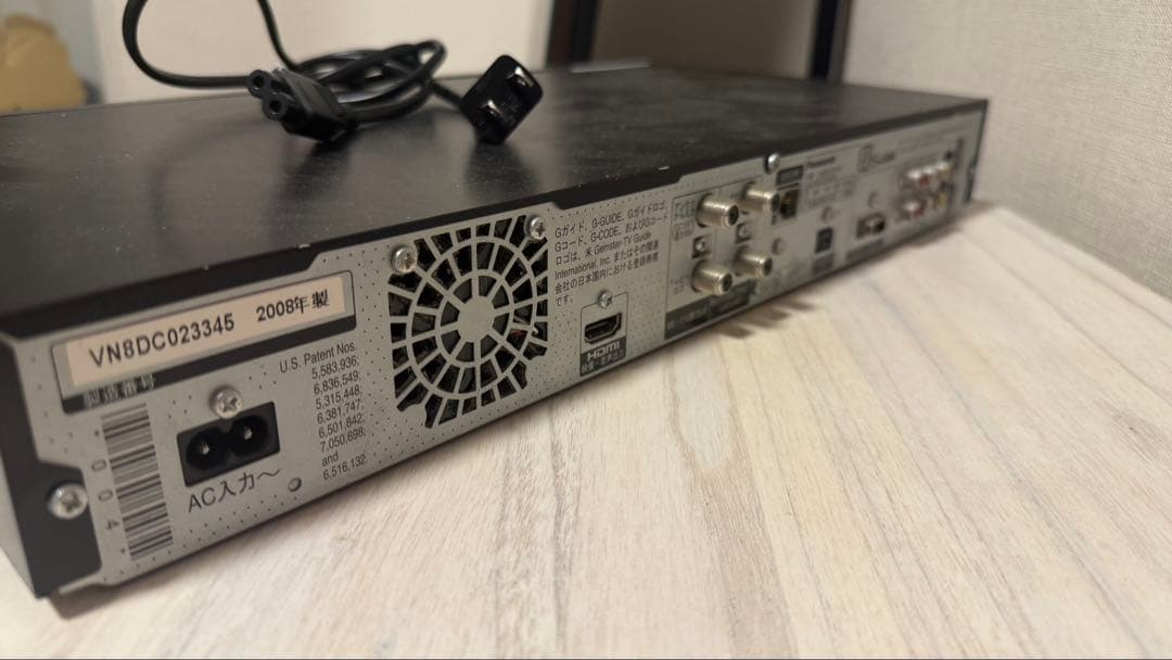 HDD搭載ハイビジョンDVDレコーダー　DMR-XP12