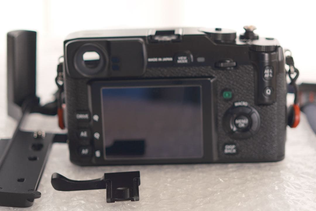 Fujifilm X-Pro1【値下！9月上旬で出品取下げ】