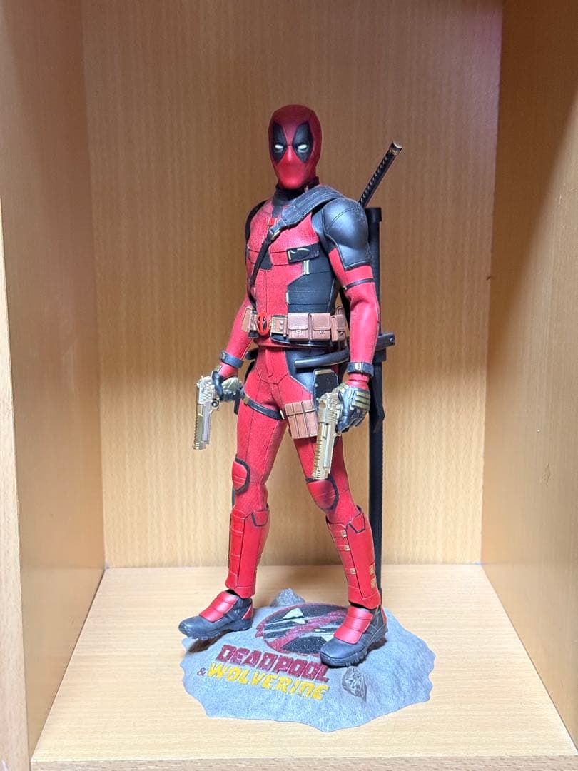 【ムービー・マスターピース】デッドプール、ウルヴァリンボーナスアクセサリー付き